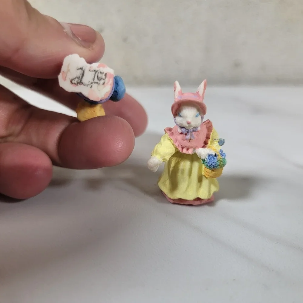 Easter Bunny Rabbit Tiny‎ 1.5